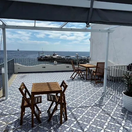 Luxury Caucich * Lipari